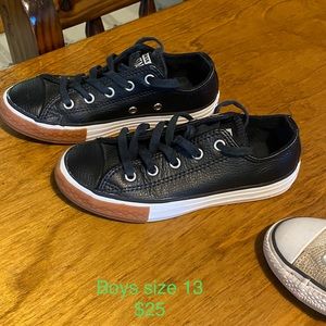 Boys converse